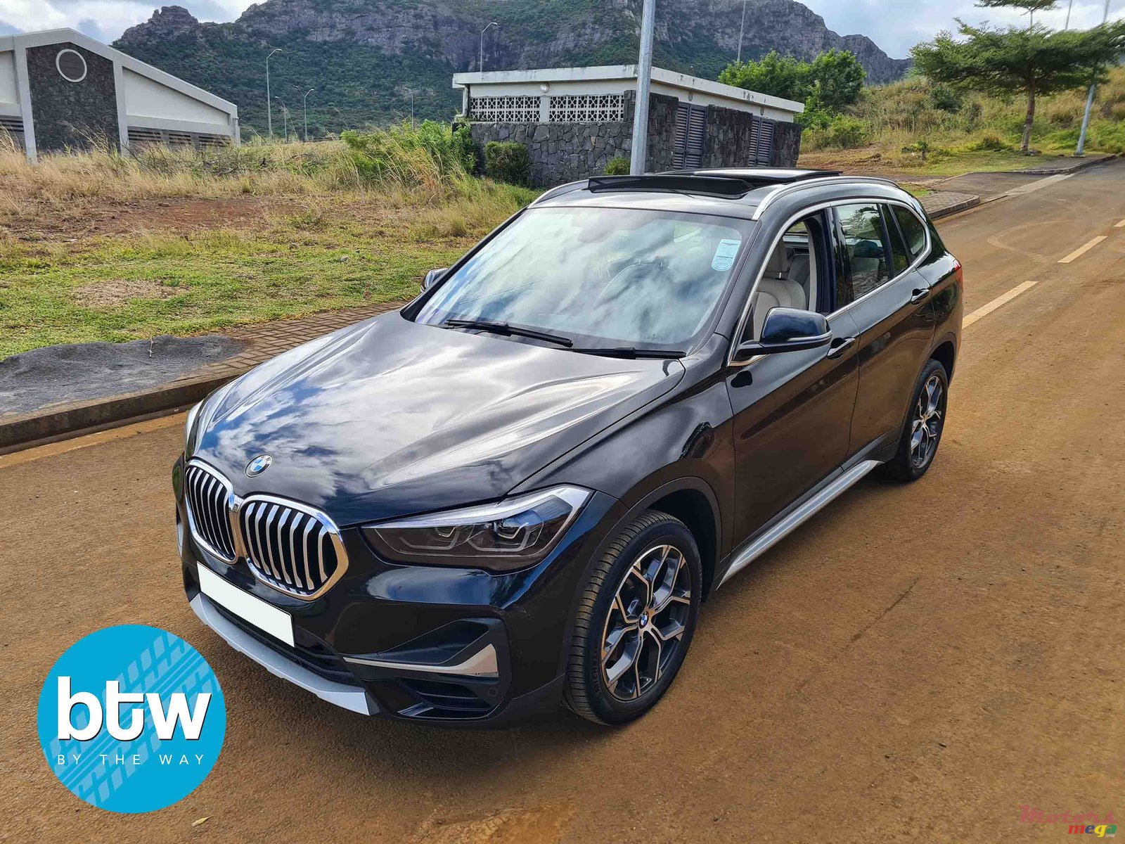 2020' BMW X1 photo #2