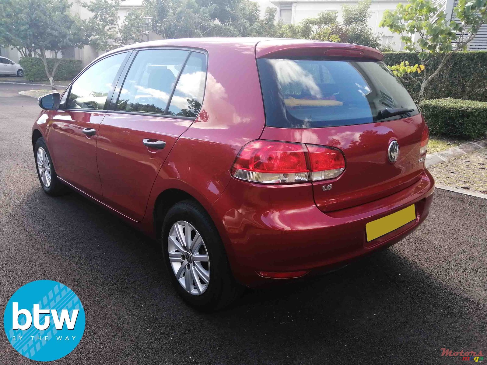 2010' Volkswagen Golf 6 photo #2