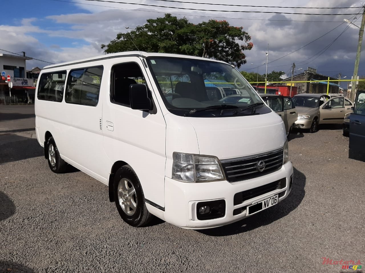 2006' Nissan urvan photo #1