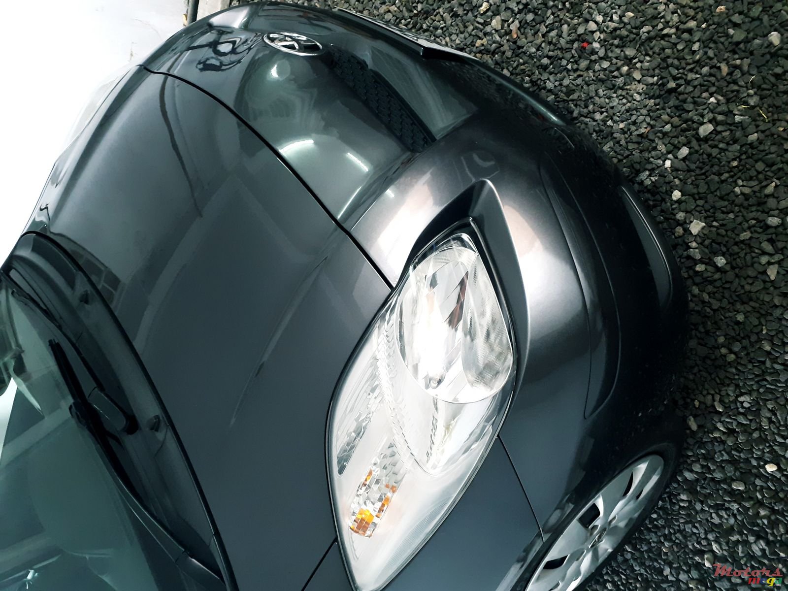 2009' Toyota Yaris photo #4