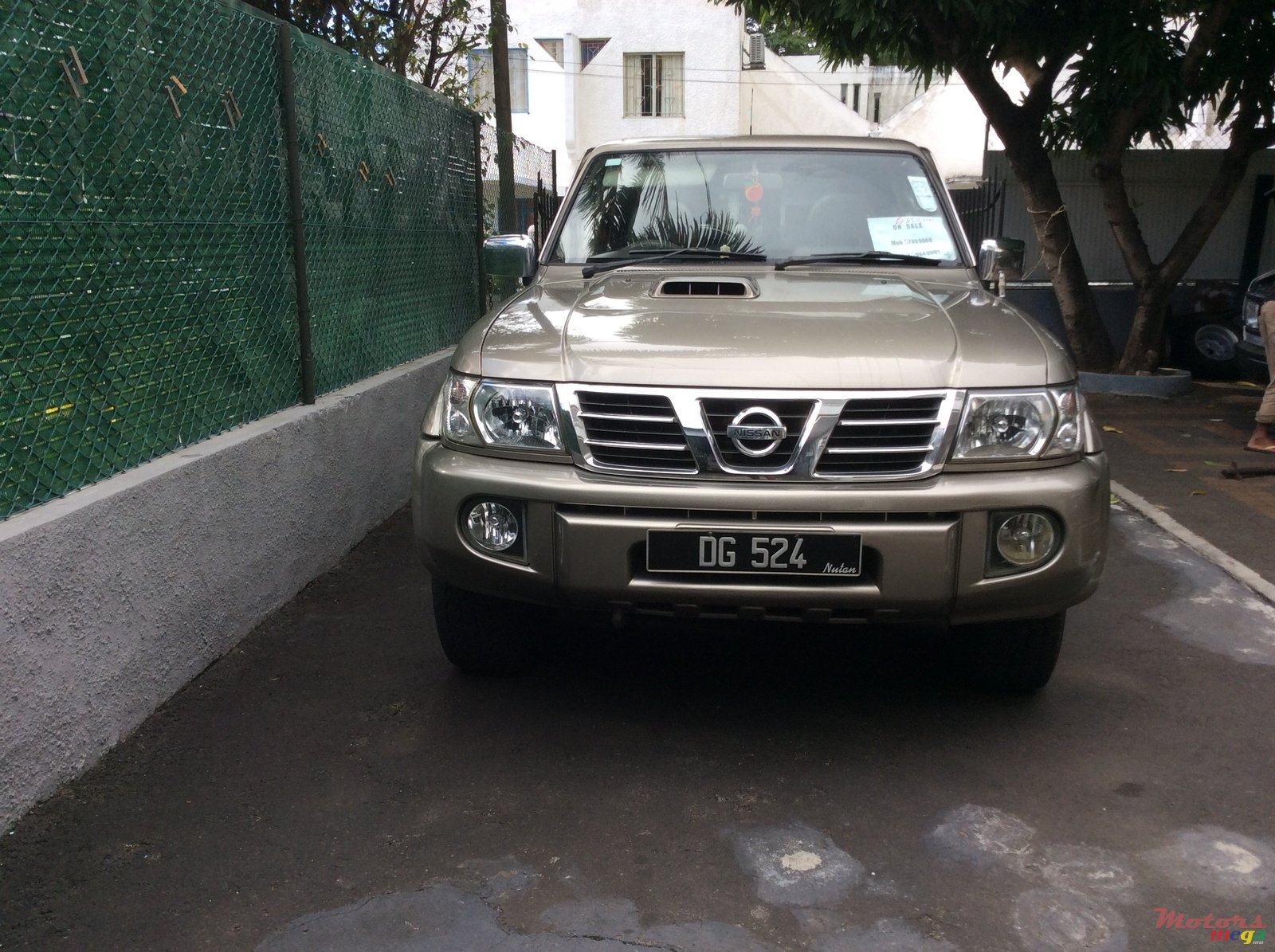 2002' Nissan Patrol photo #2