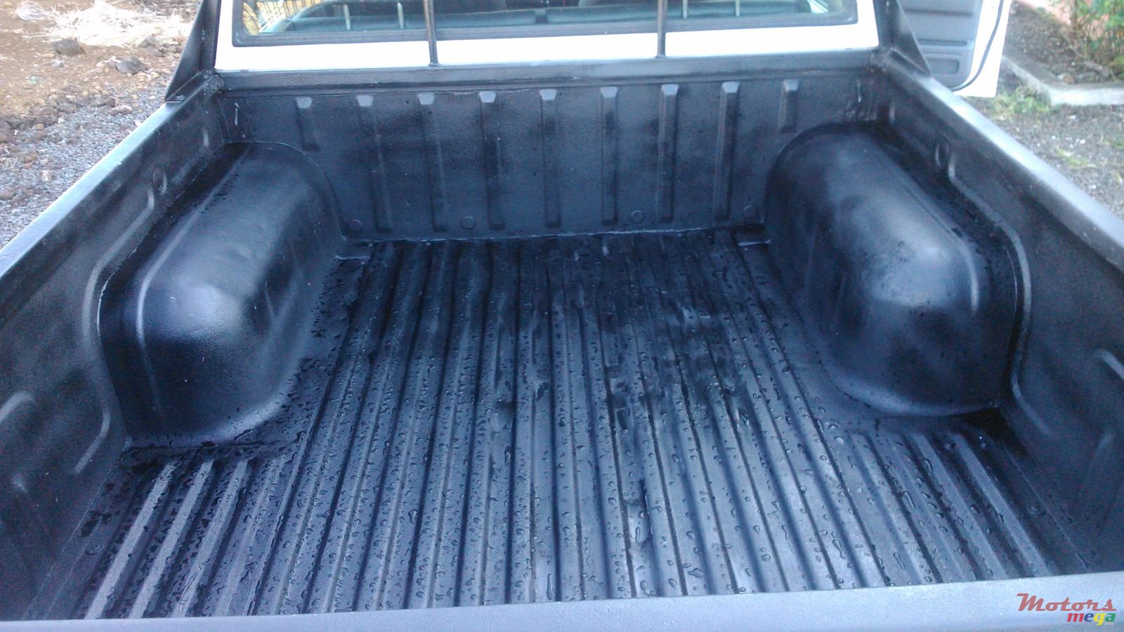 2007' Nissan Navara 2x4 Japan photo #7