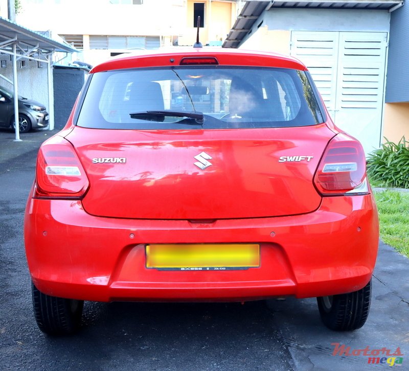 2020' Suzuki Swift photo #3