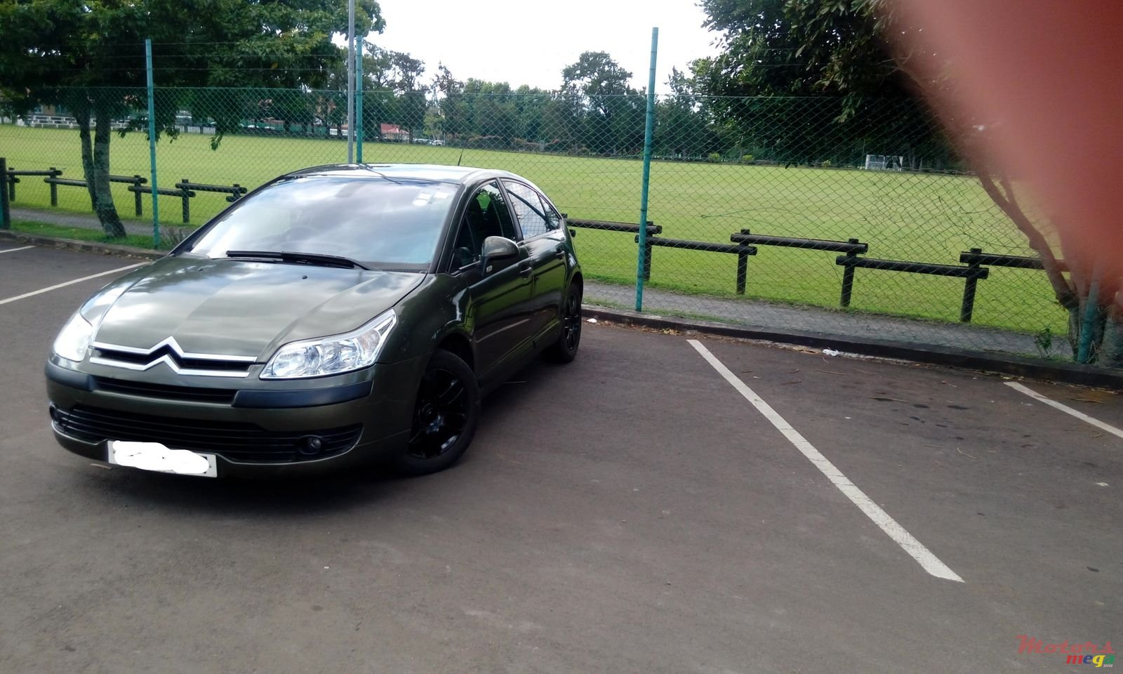 2007' Citroen C4 photo #2