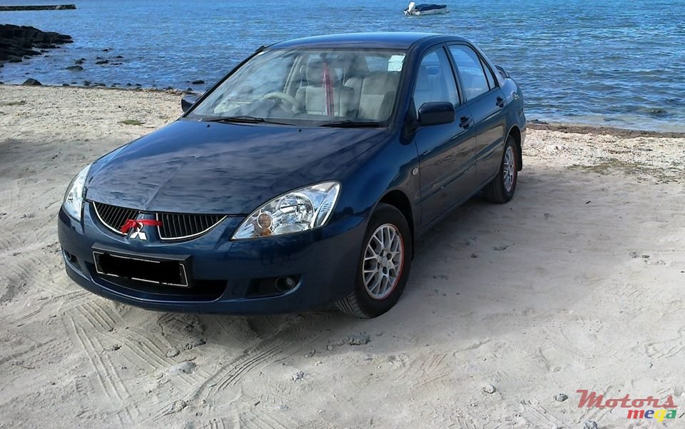 2004' Mitsubishi Lancer none photo #1