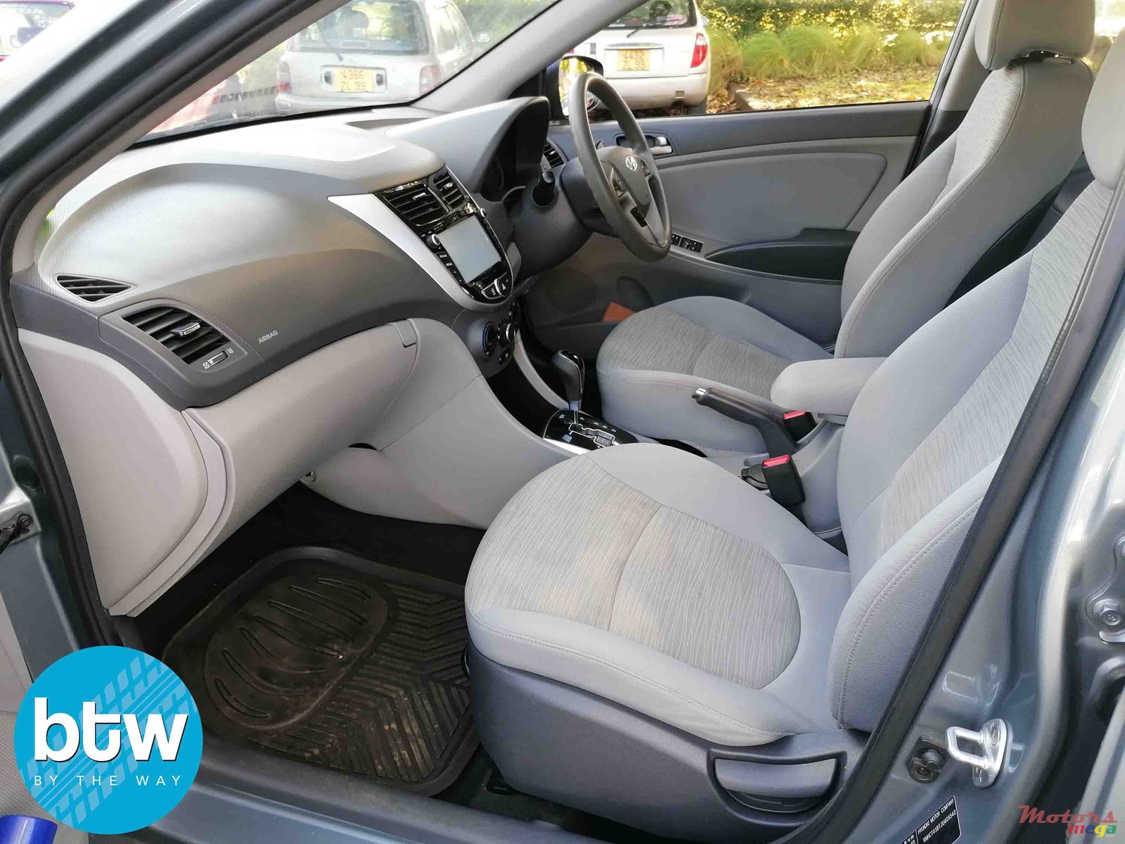 2018' Hyundai Accent photo #4