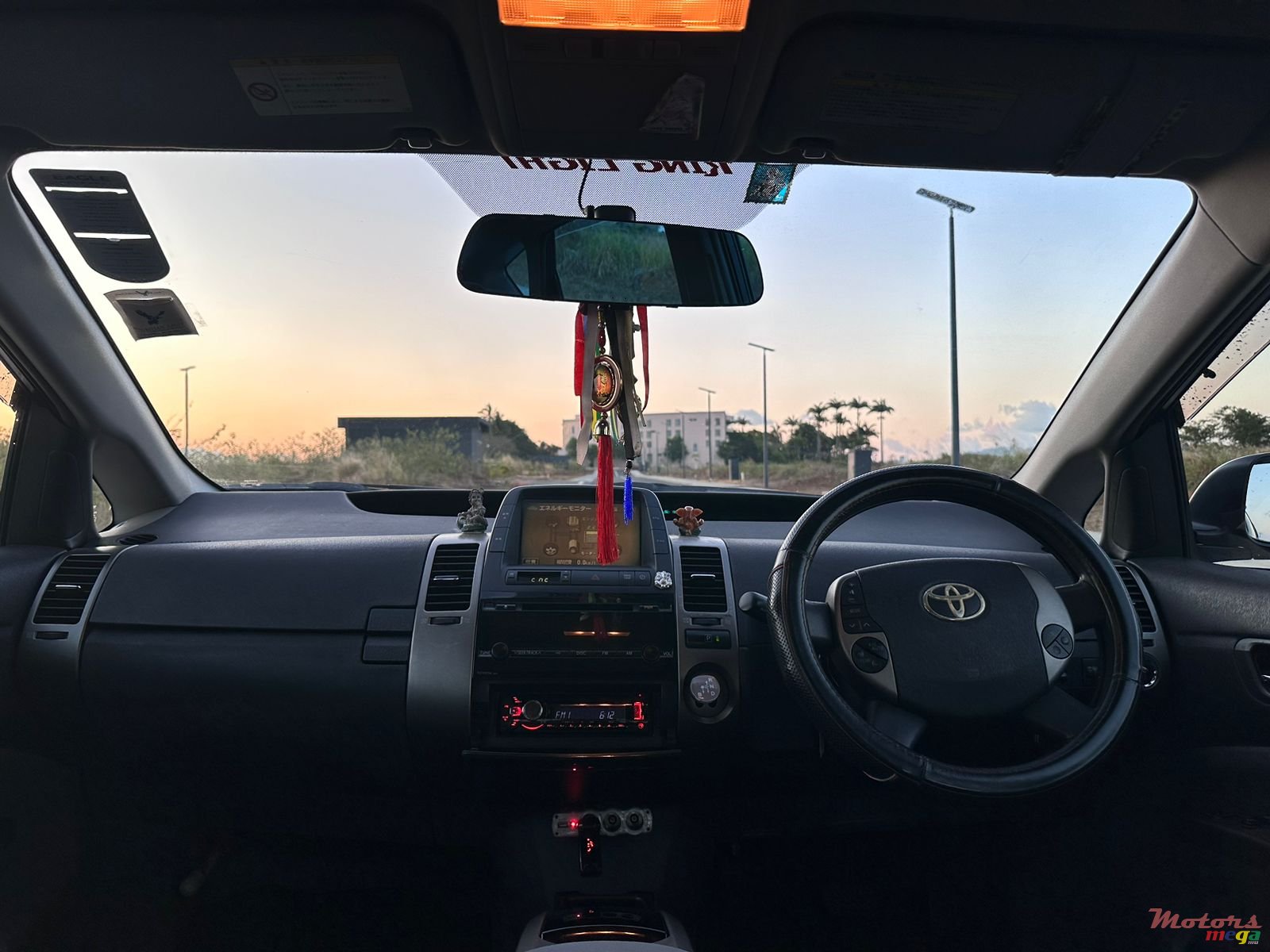 2010' Toyota Prius Second generation (XW20; 2003) photo #4