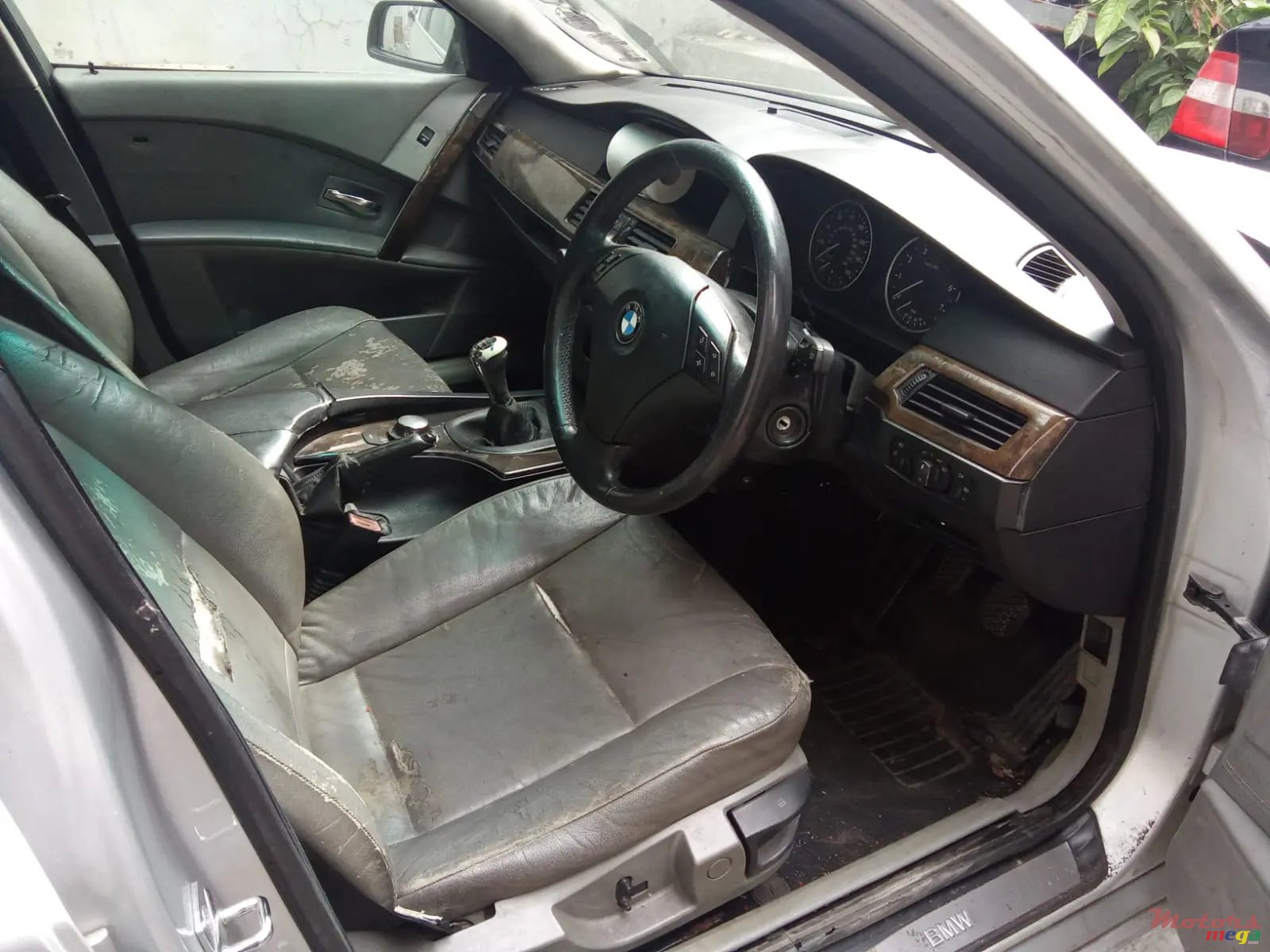 2004' BMW 325 photo #5