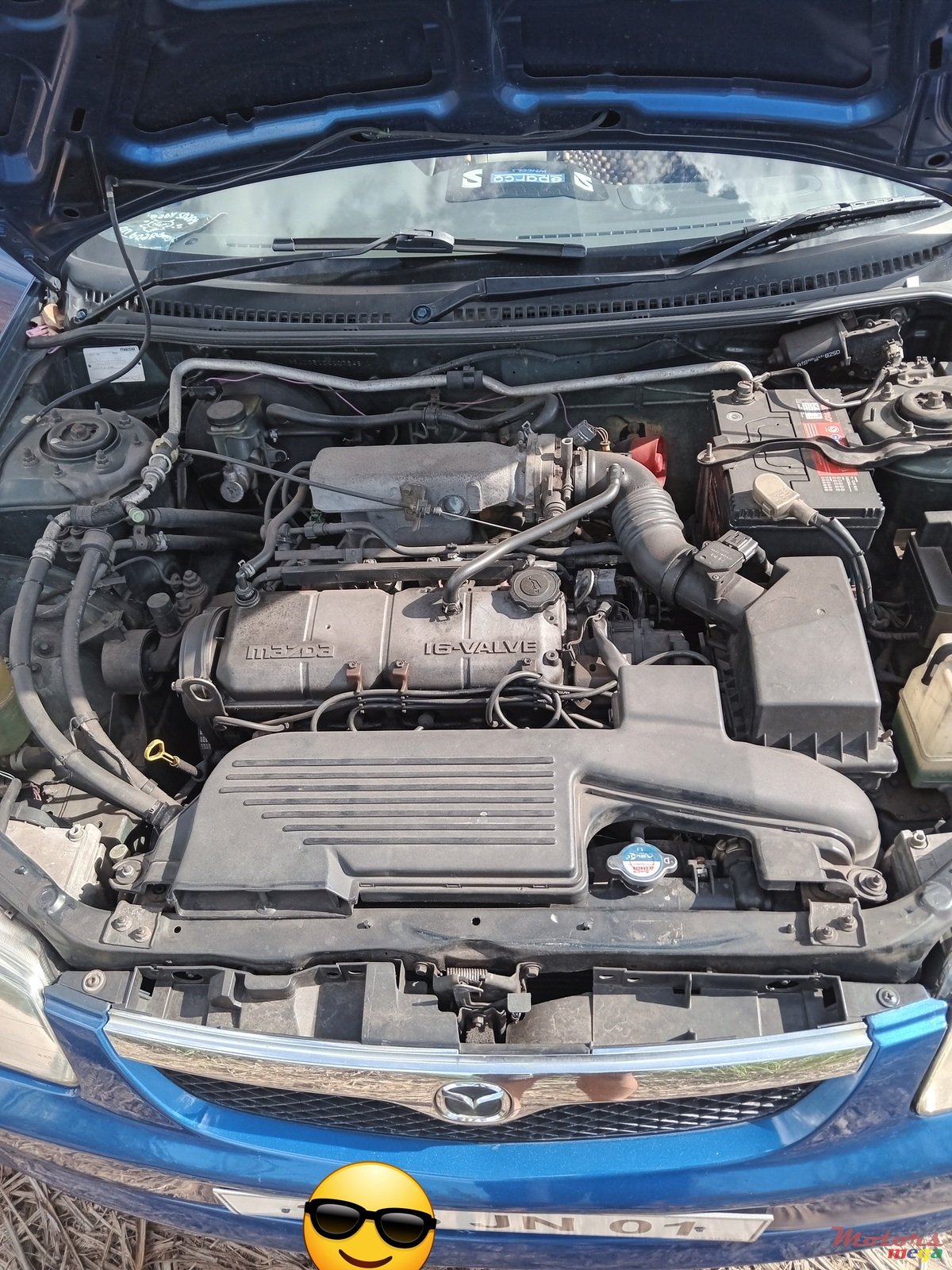 2001' Mazda 323 photo #4