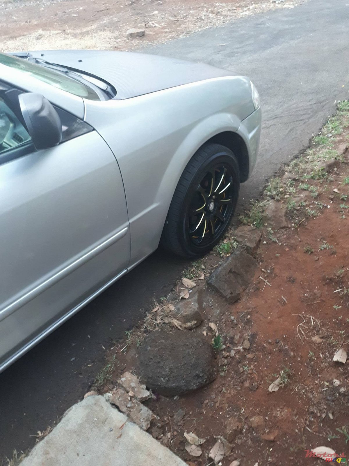 1999' Mazda 323 photo #6