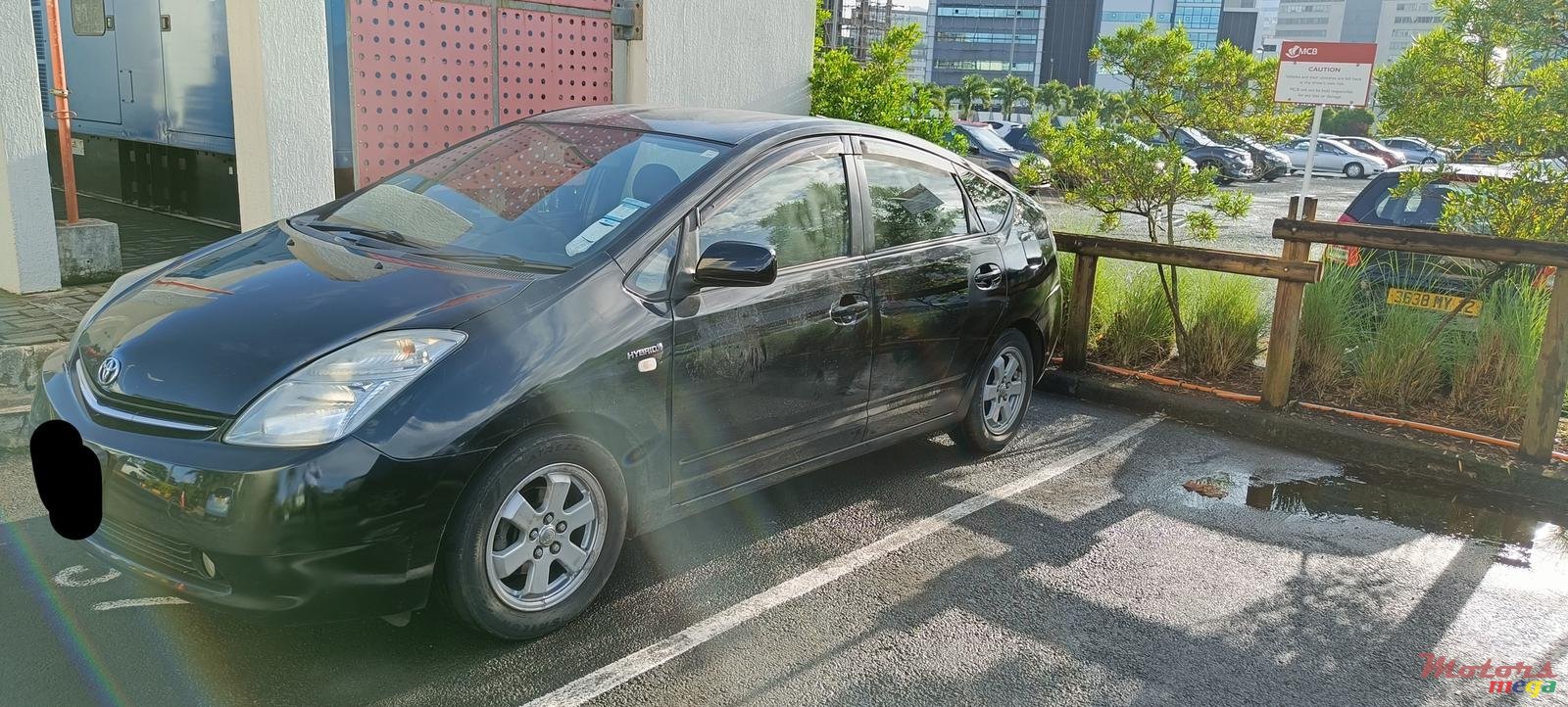 2010' Toyota Prius 1.5 Hybrid Gen 2 photo #3