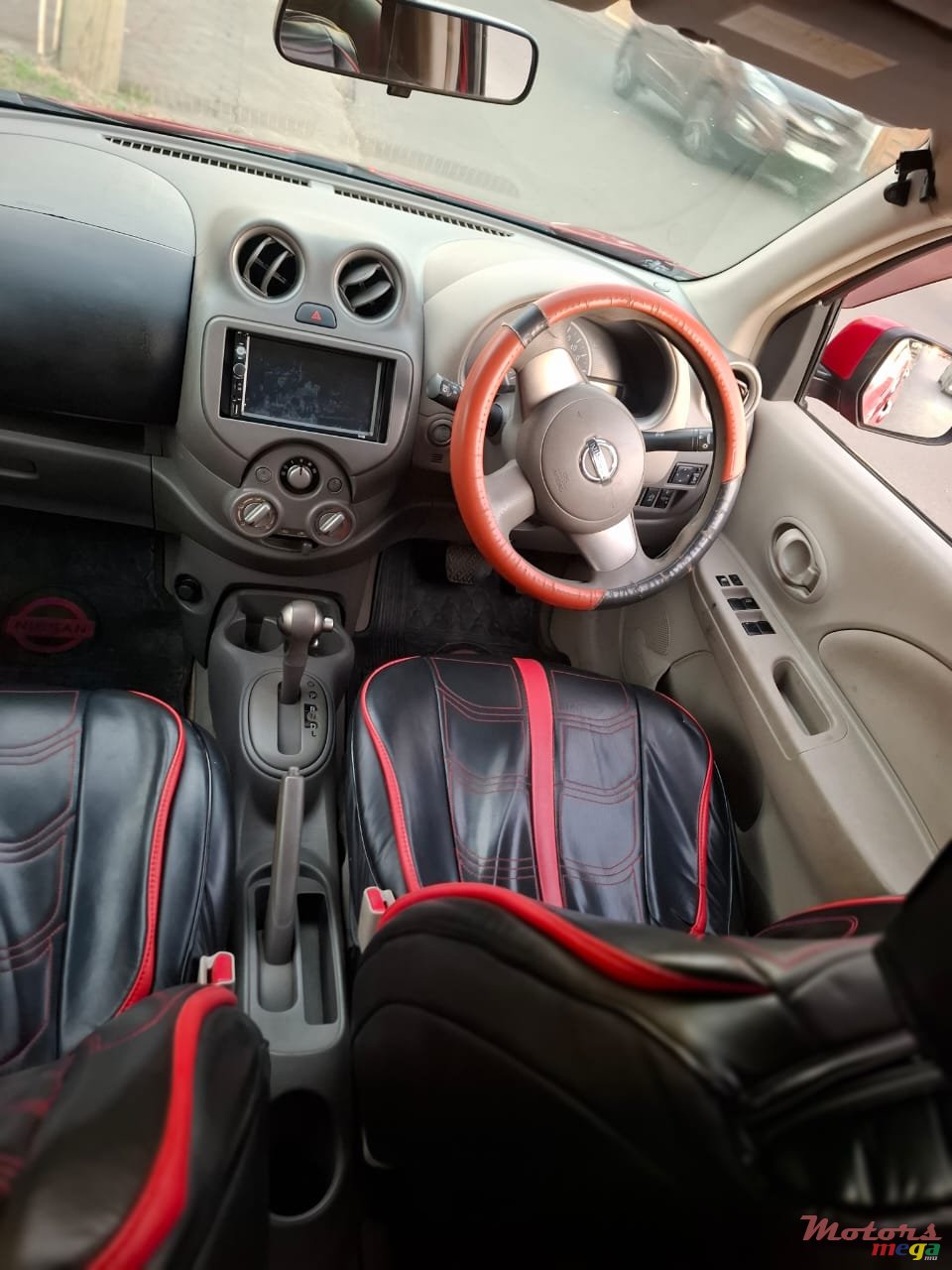 2012' Nissan March photo #5