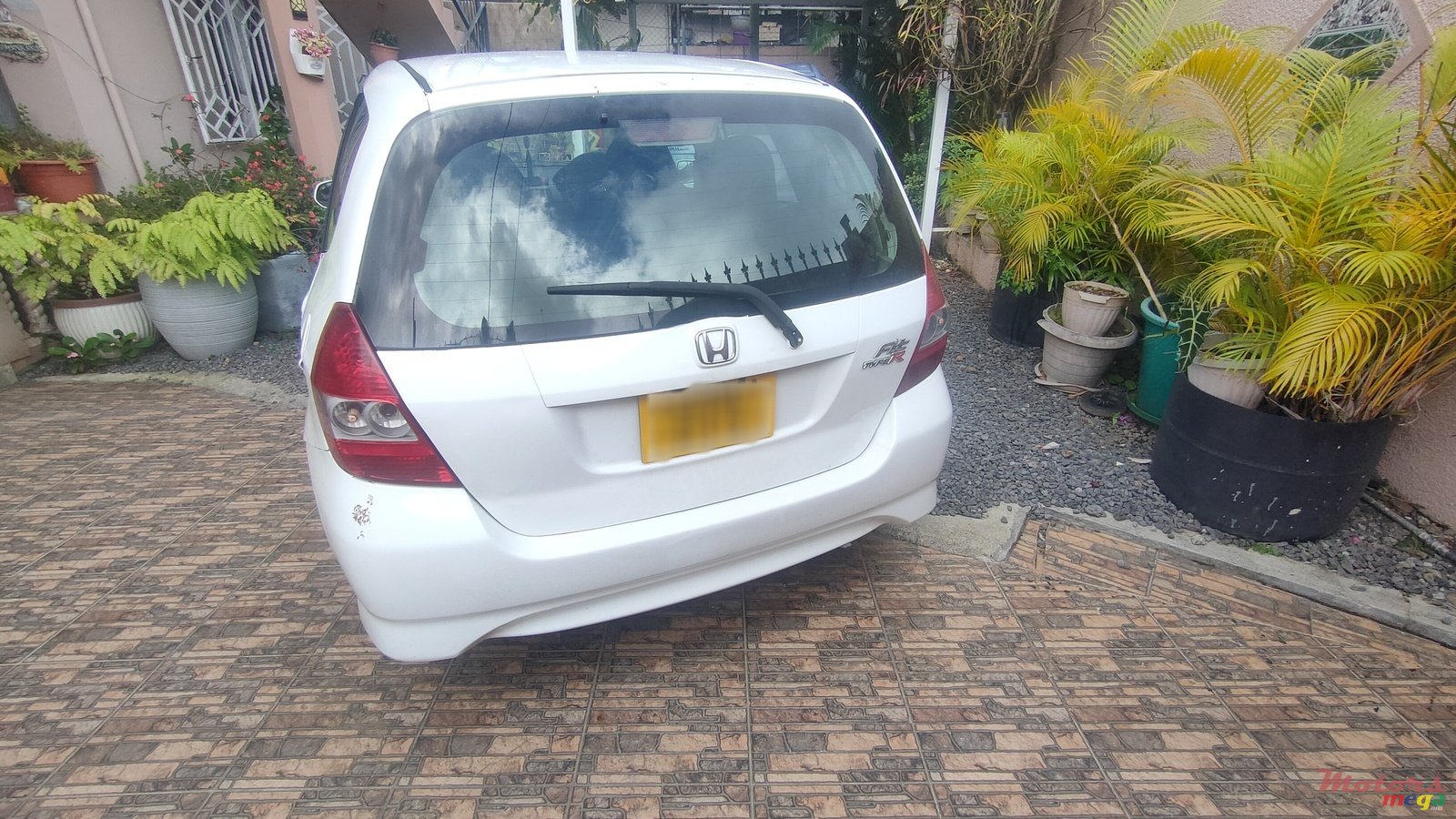 2004' Honda Fit photo #5