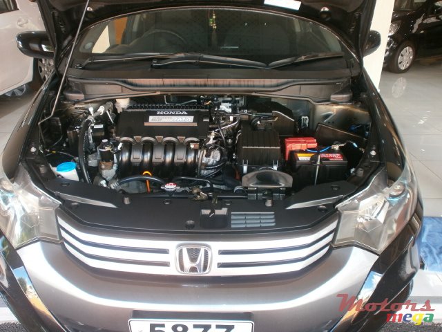 2011' Honda Insight Hybrid photo #7