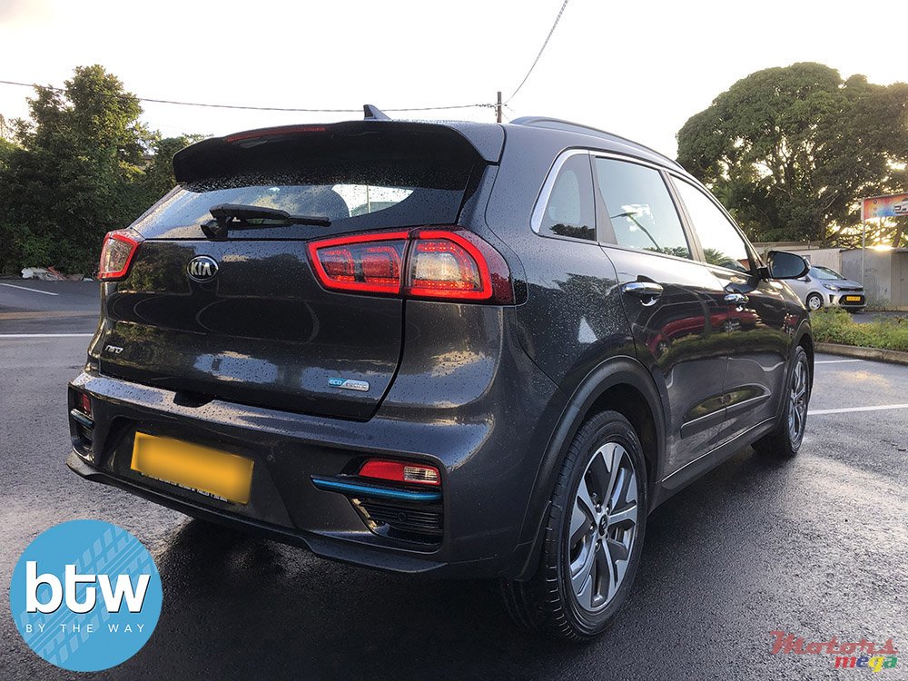 2019' Kia Niro photo #3