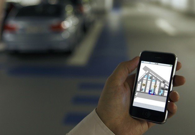 Hyundai Working to Replace Car Keys with Smartphones