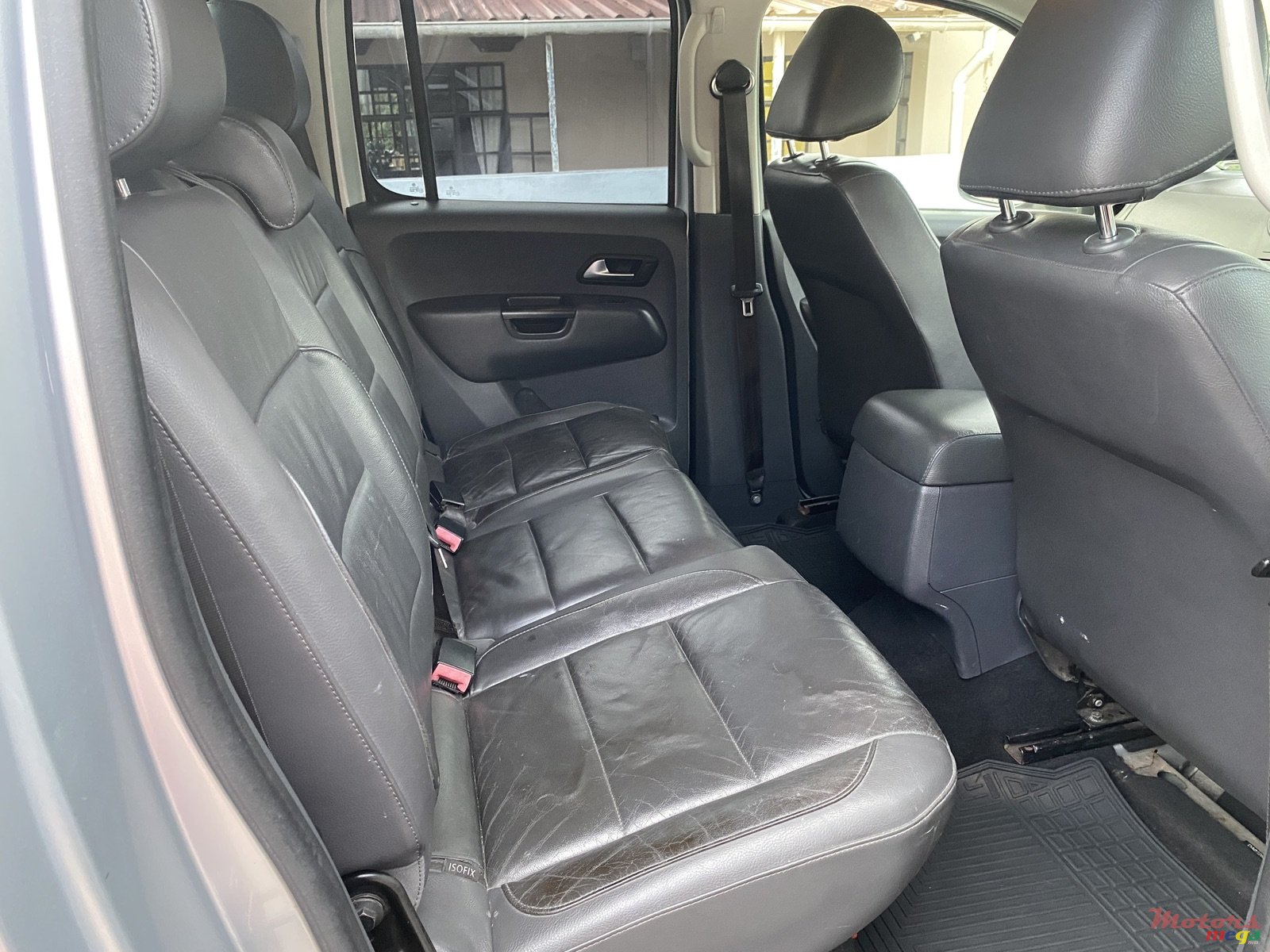 2016' Volkswagen Amarok 4*2 photo #7