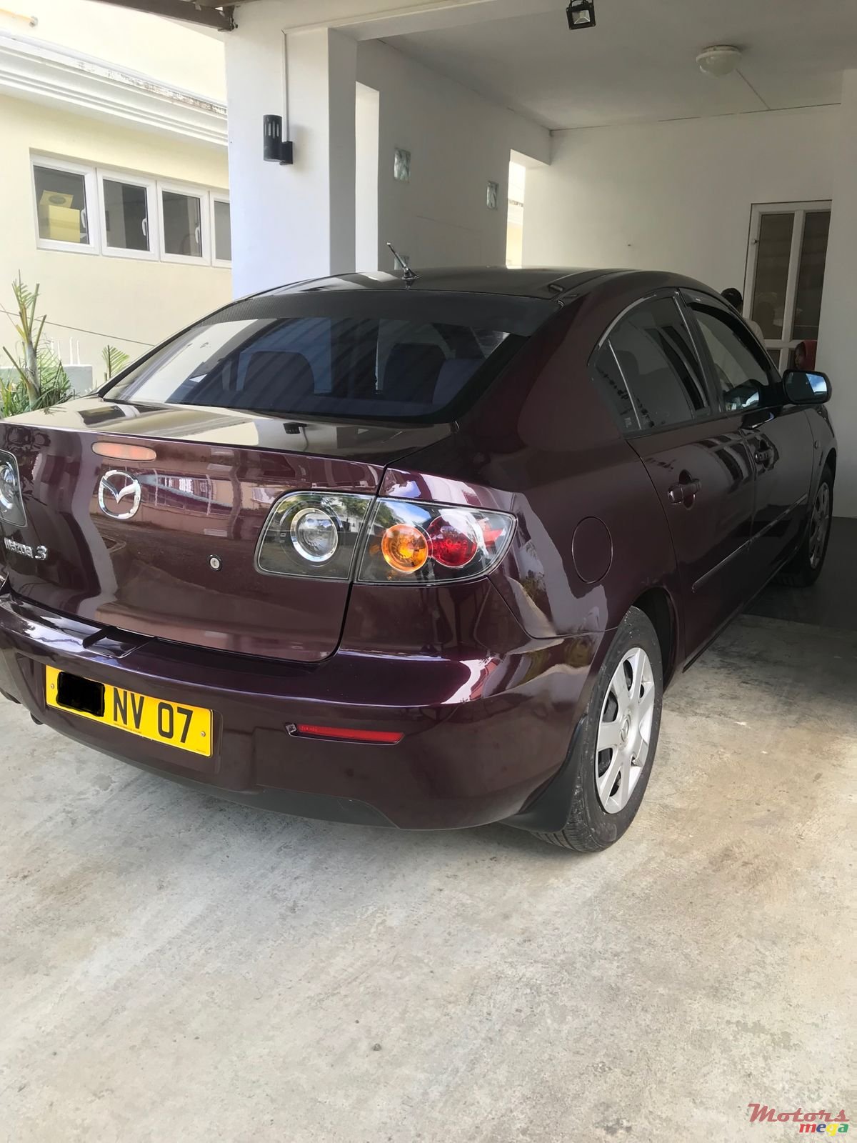 2007' Mazda 3 photo #3