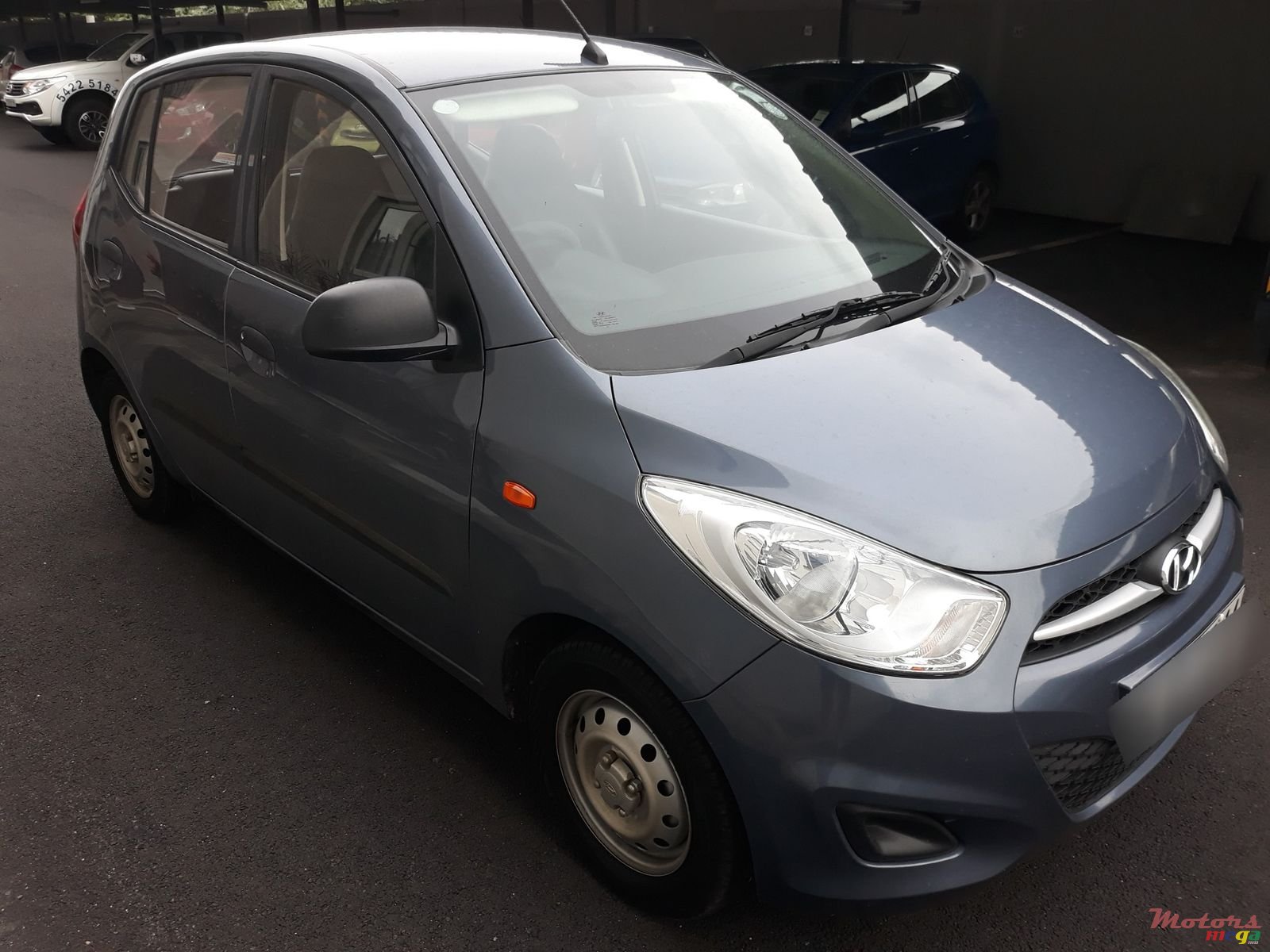 2014' Hyundai i10 Hatchback photo #3