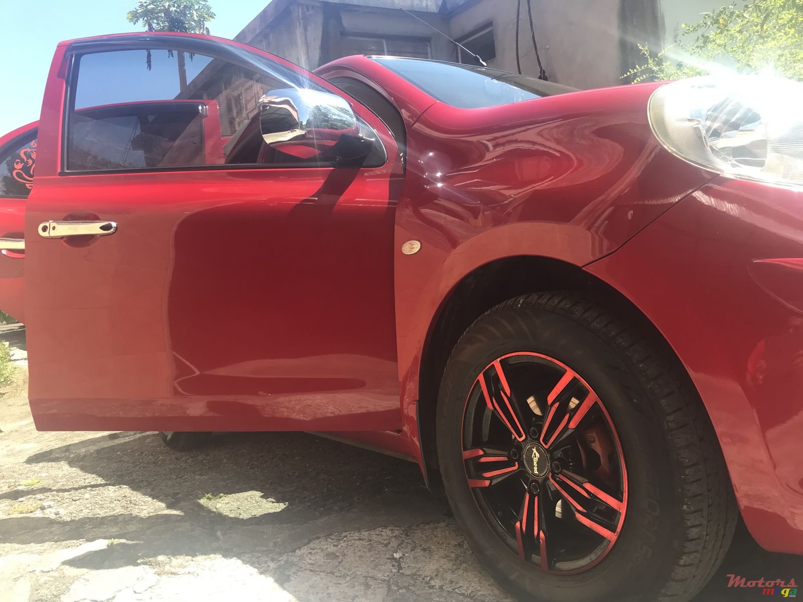 2011' Nissan Ak13 photo #3