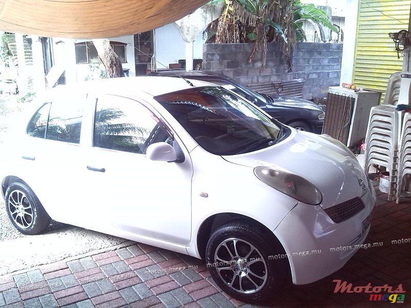 2003' Nissan AK12 photo #1