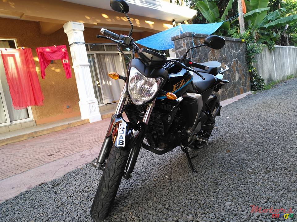 2016' Yamaha FZ photo #2