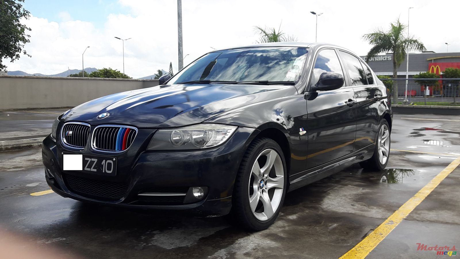 2010' BMW 318 photo #2