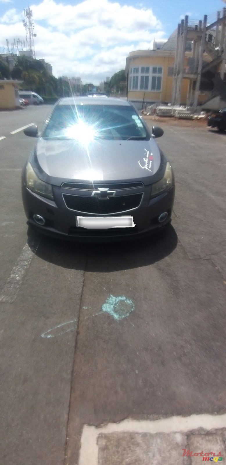 2011' Chevrolet Cruze photo #1