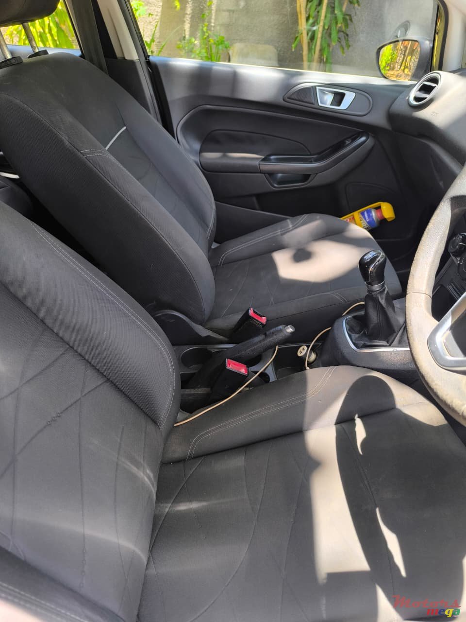 2015' Ford Fiesta photo #7