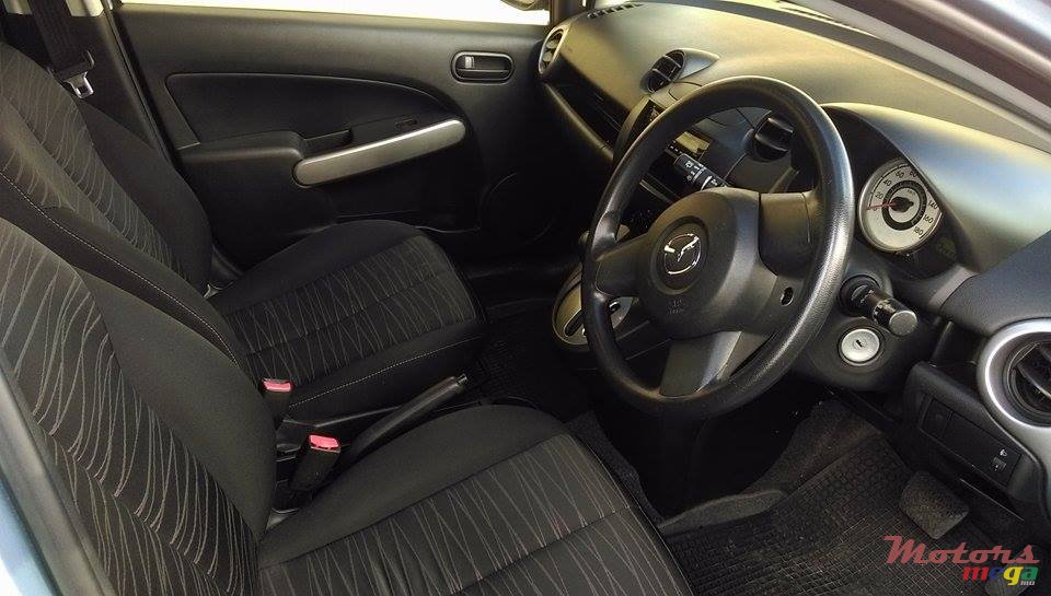 2008' Mazda Demio photo #3