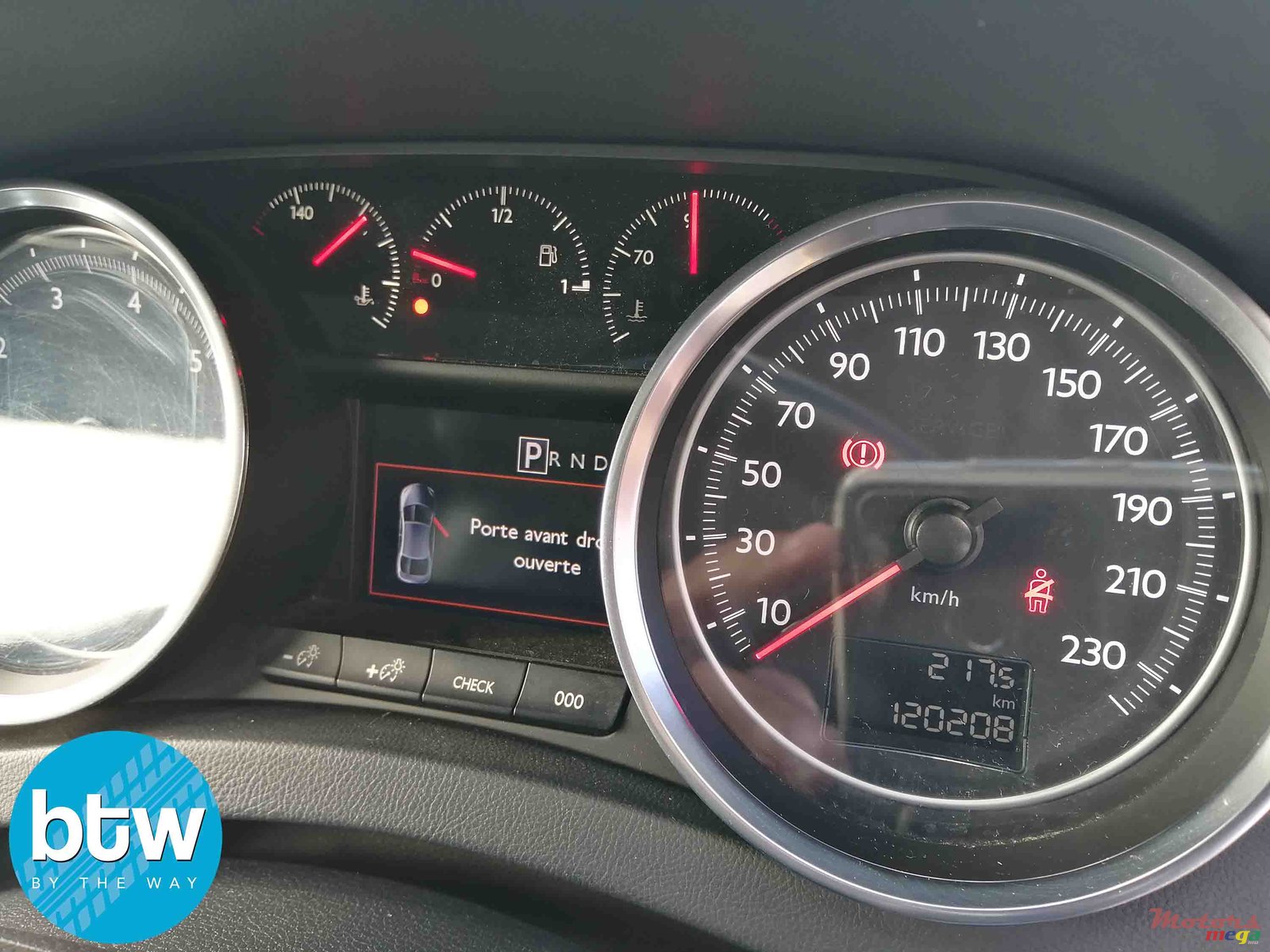 2013' Peugeot 508 Allure - Automatic photo #7