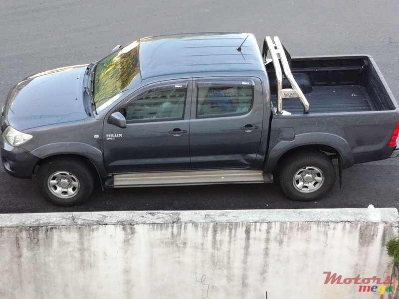 2010' Toyota Hilux photo #7