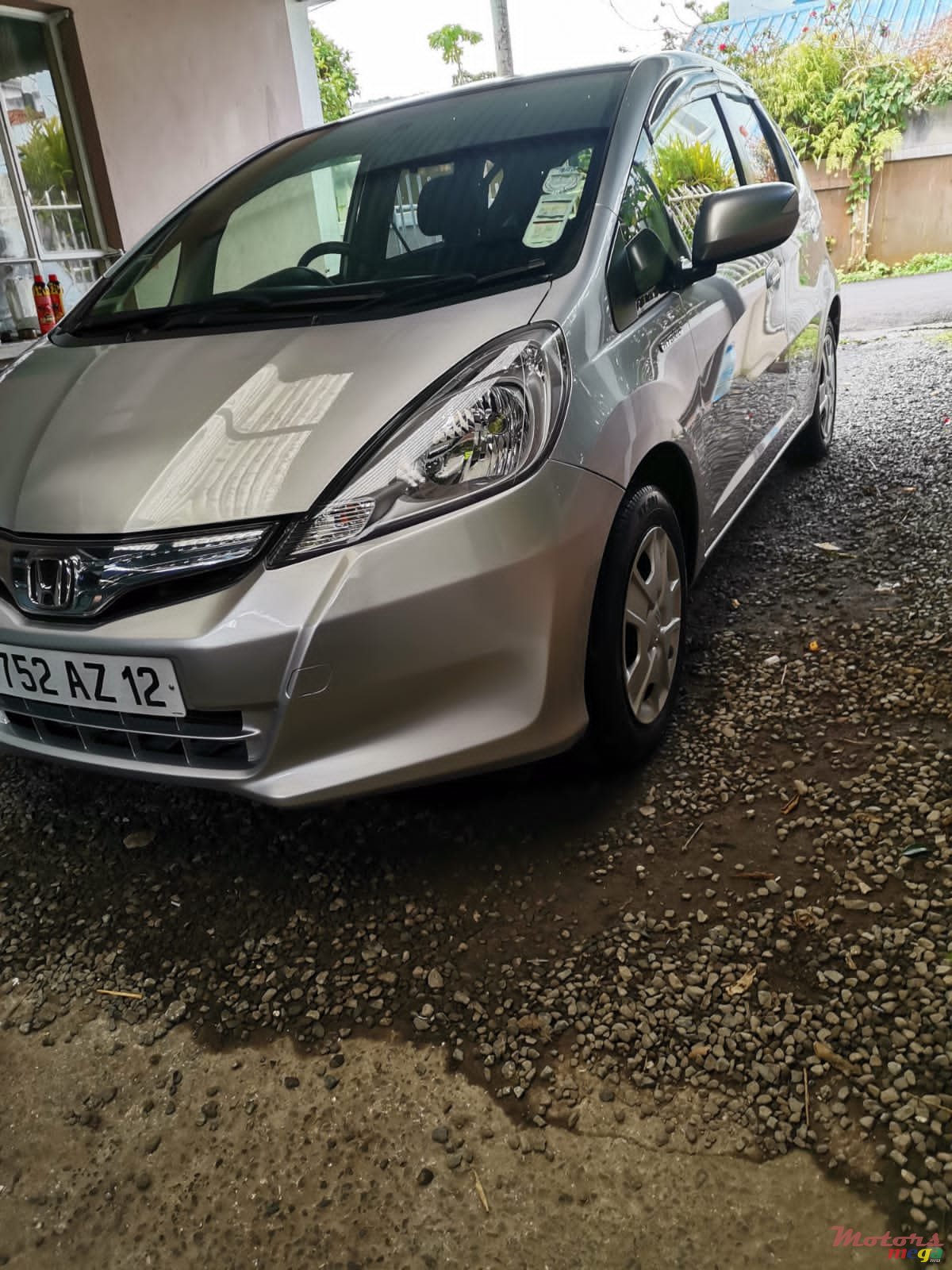 2012' Honda FIT Hybrid photo #1