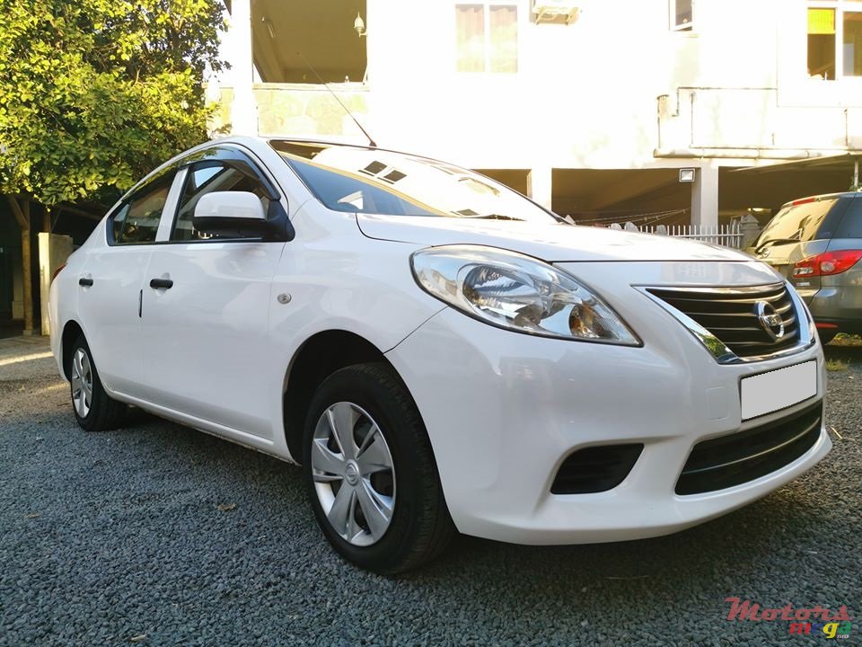 2013' Nissan Almera Latio photo #2
