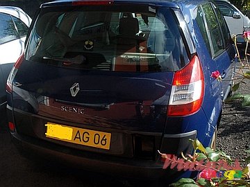 2006' Renault photo #1