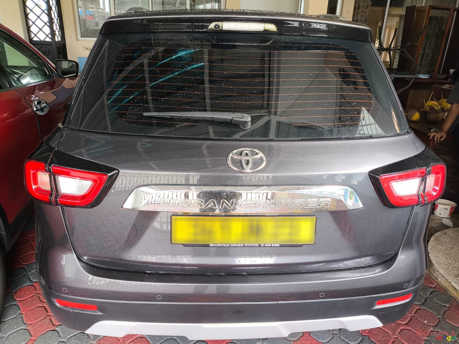 2023' Toyota Urban Cruiser photo #4