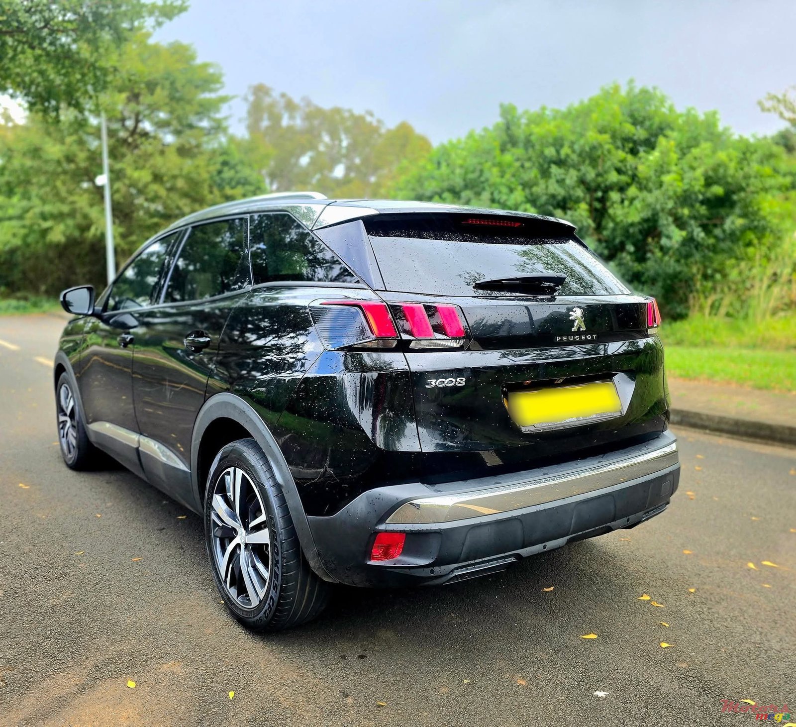 2020' Peugeot 3008 Allure photo #4
