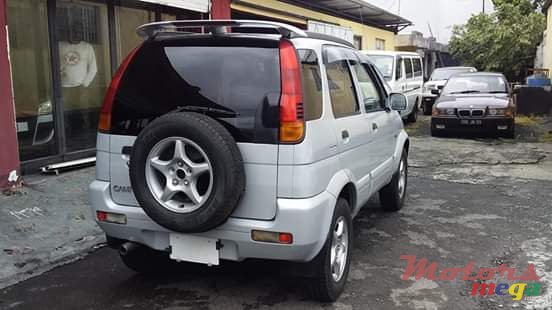 2000' Toyota Cami photo #4