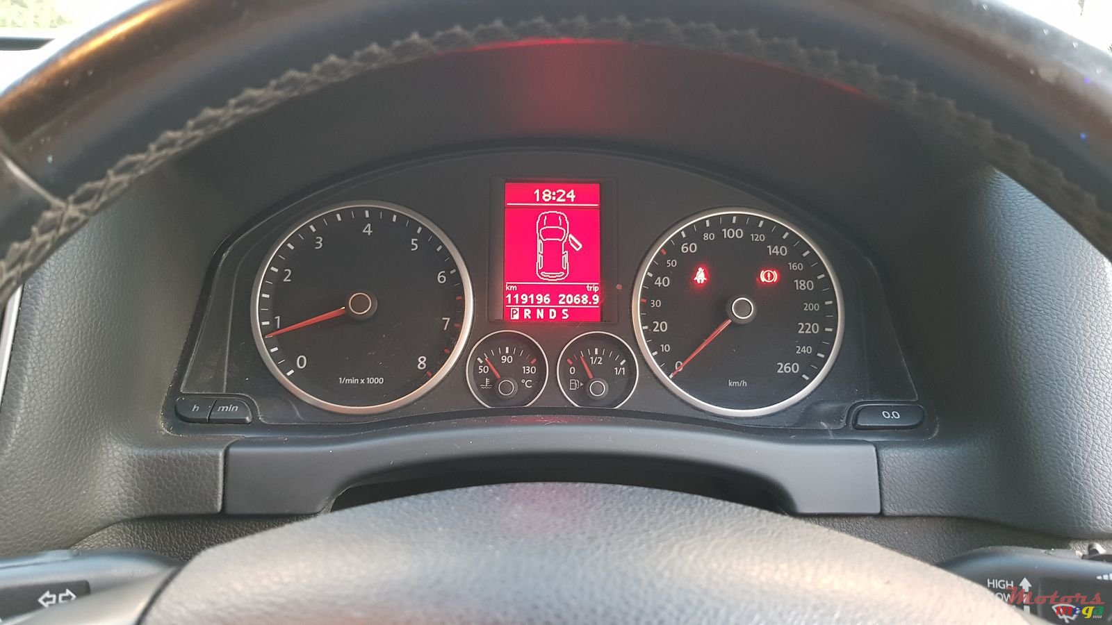 2009' Volkswagen Tiguan automatic photo #7