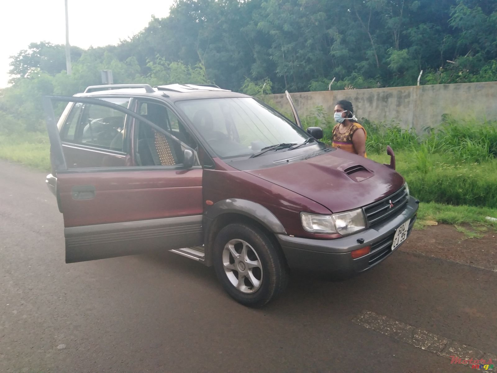 1995' Mitsubishi RVR photo #4