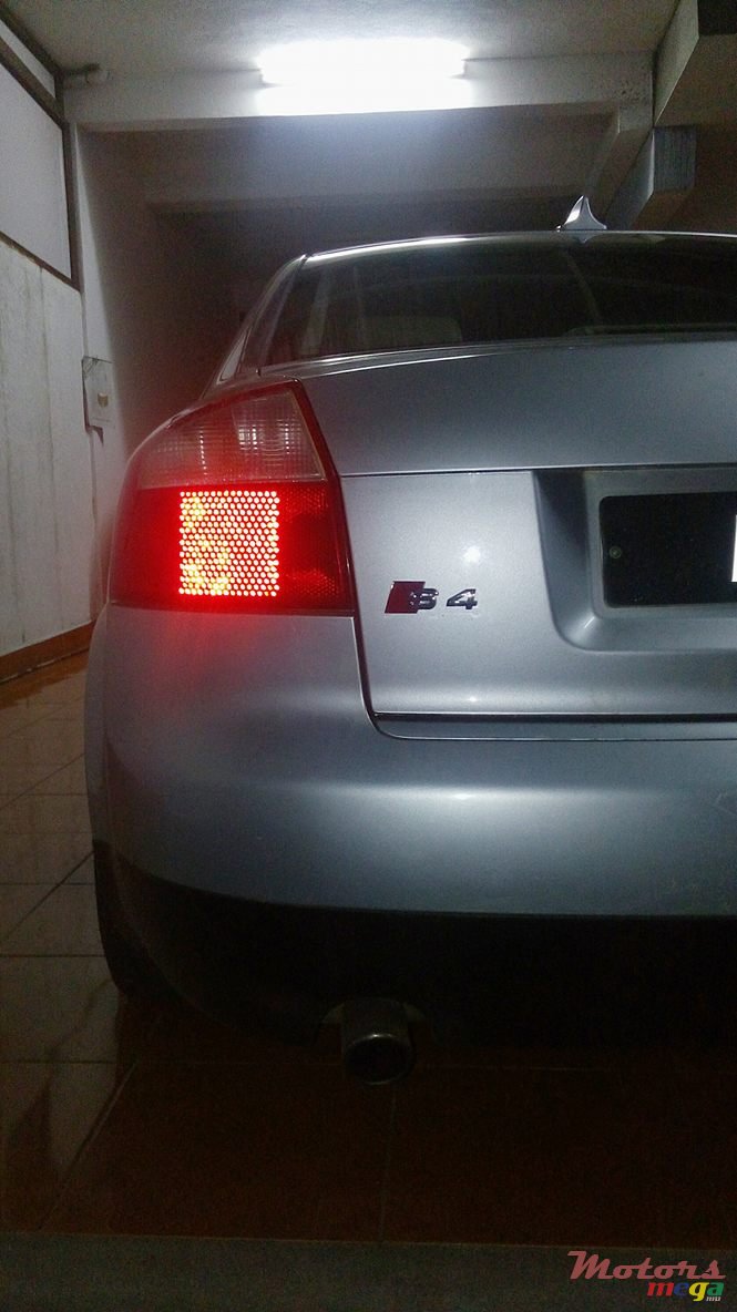 2002' Audi A4 photo #2