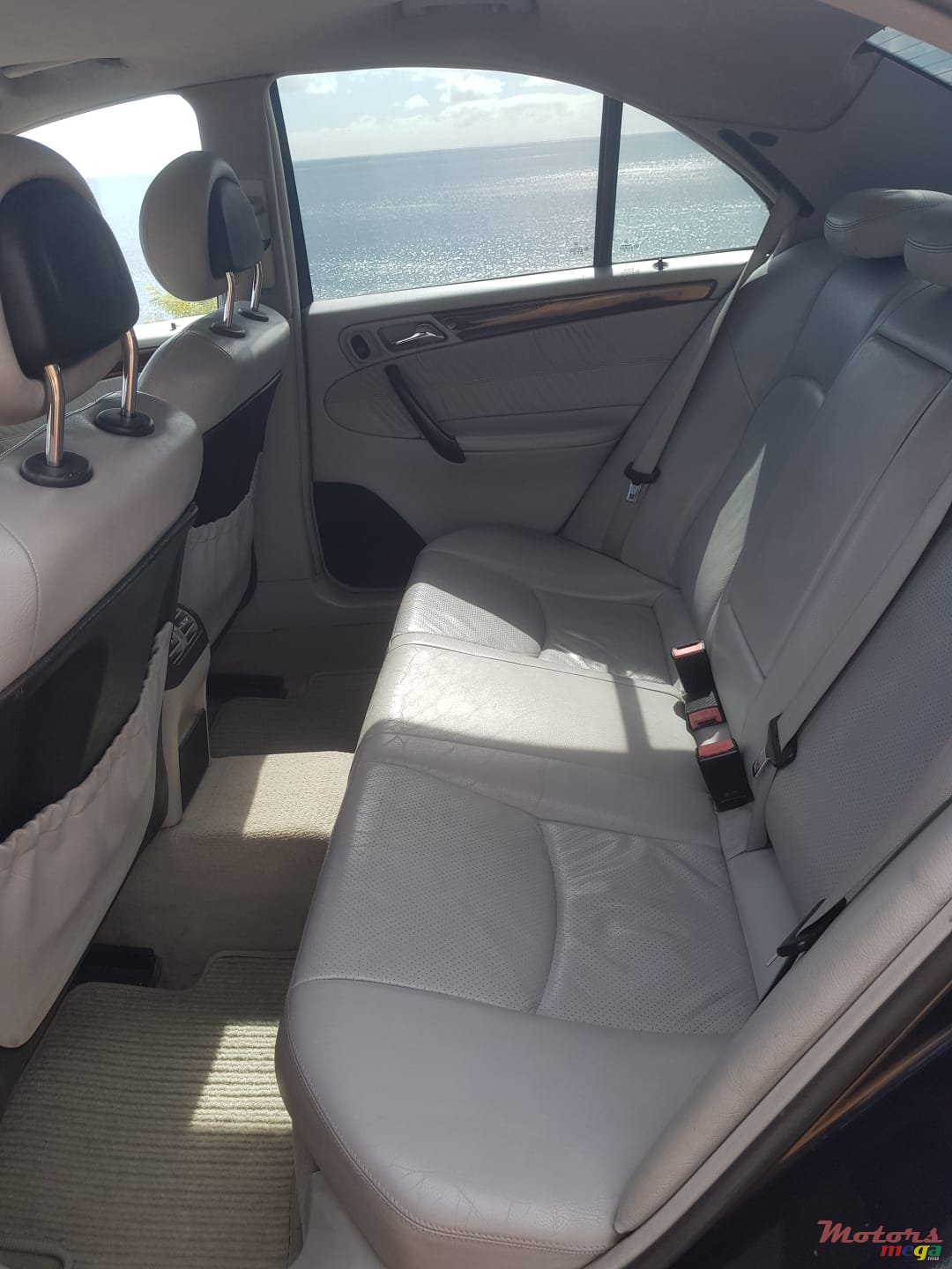 2002' Mercedes-Benz 200 photo #2