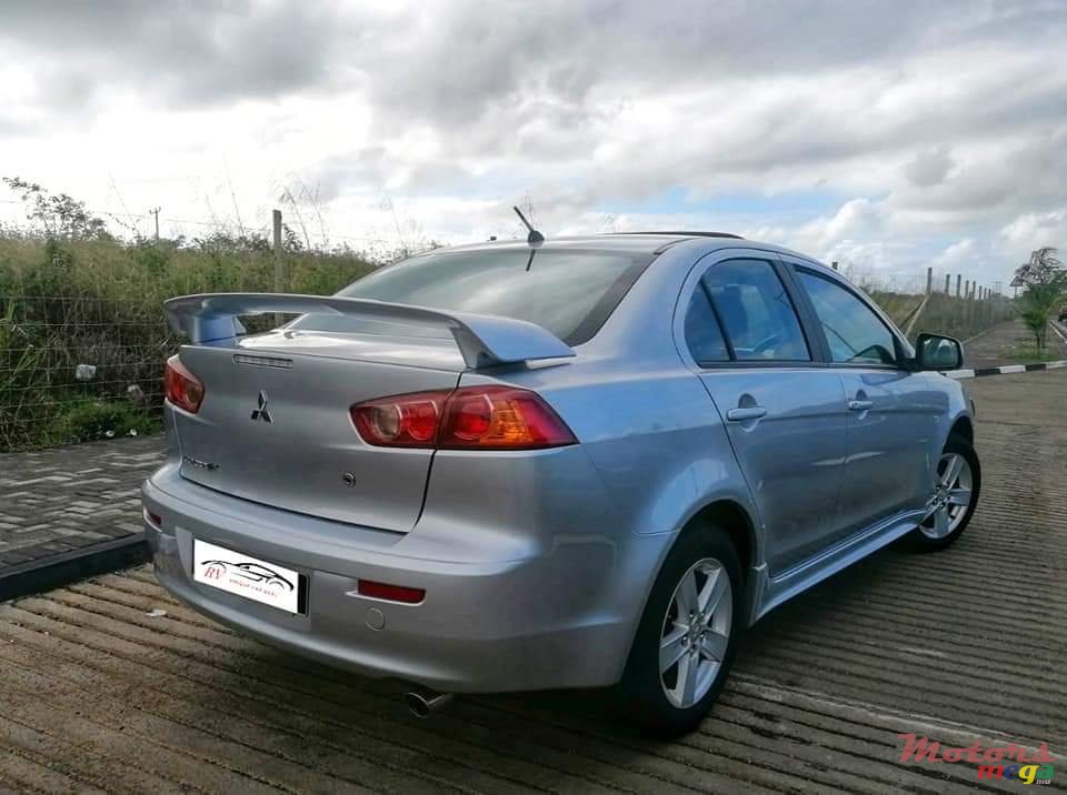 2008' Mitsubishi Lancer EX photo #7