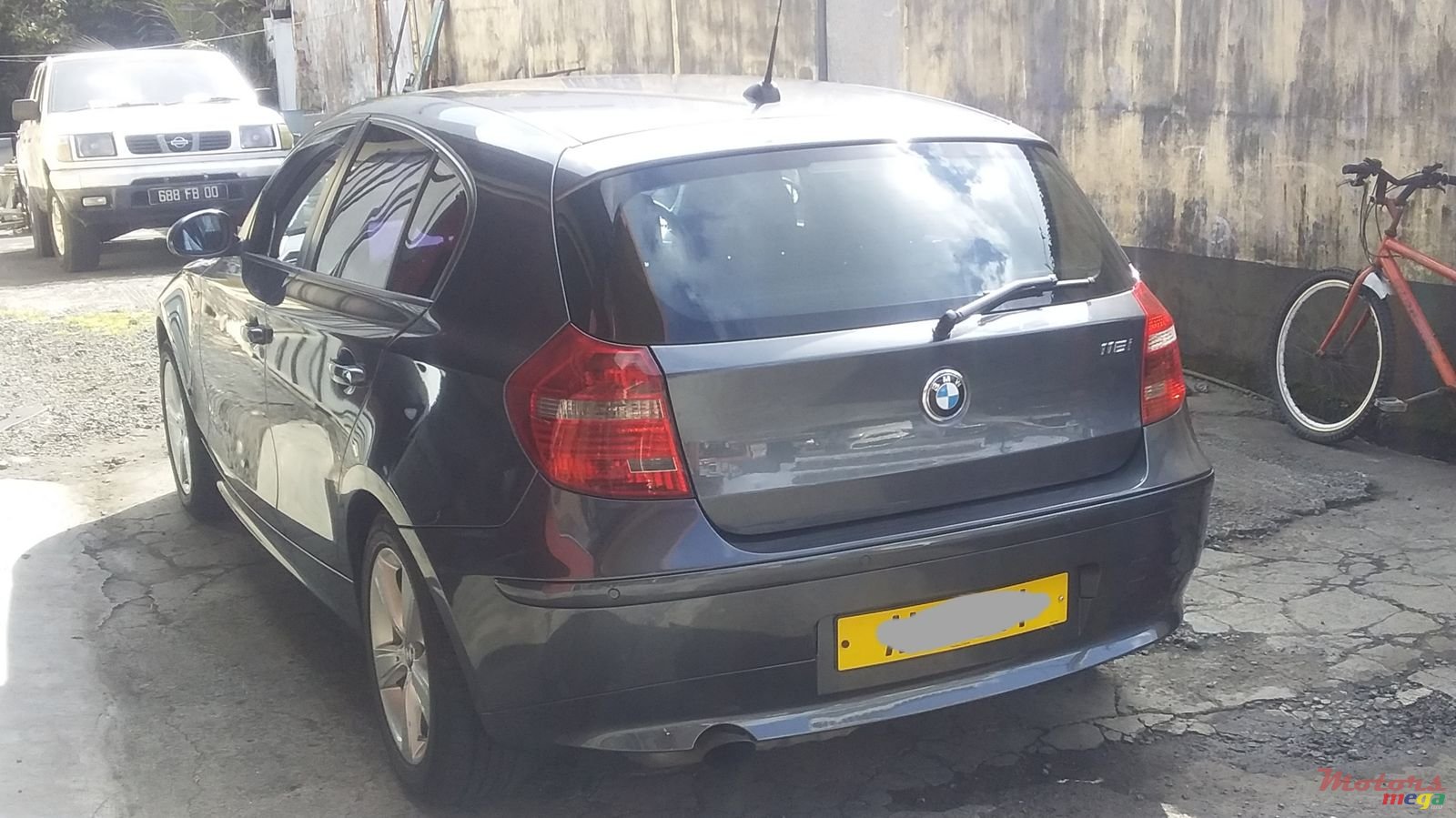 2008' BMW 1 Series 116i photo #4