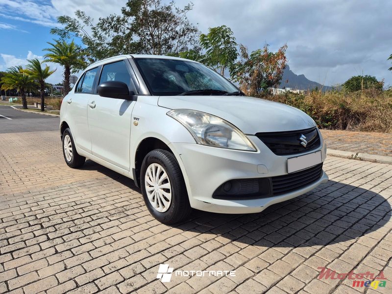 2016' Suzuki Swift DZIRE photo #1