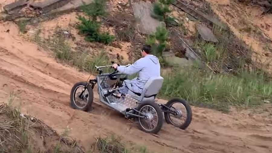 This Electric Four-Motor Extreme Off-Road Handicap Scooter Amazes