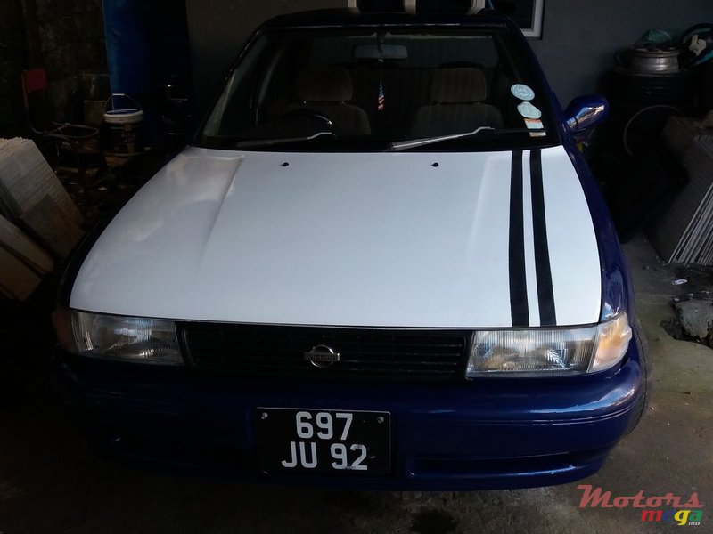 1992' Nissan Sunny B13 photo #1