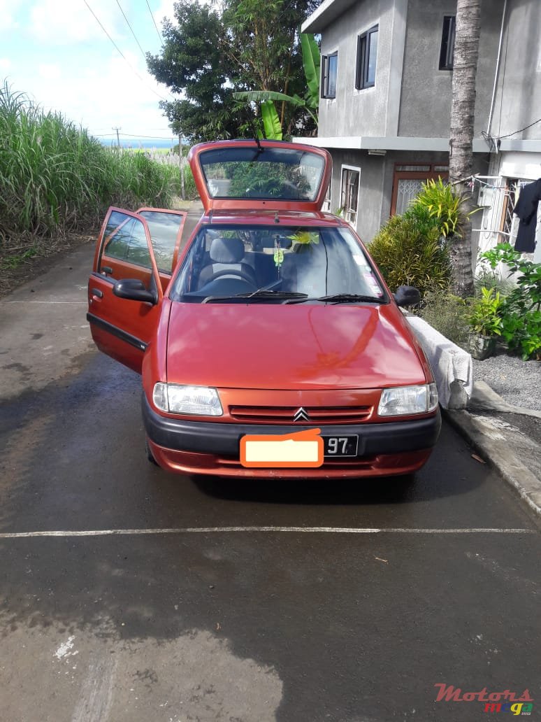 1997' Citroen Saxo photo #2