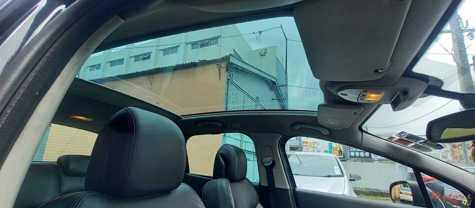 2012' Peugeot 3008 photo #6