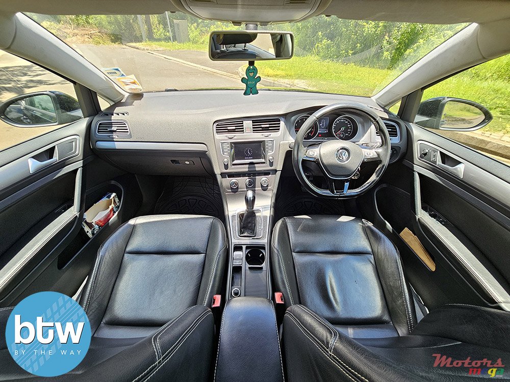 2014' Volkswagen Golf 7 photo #7